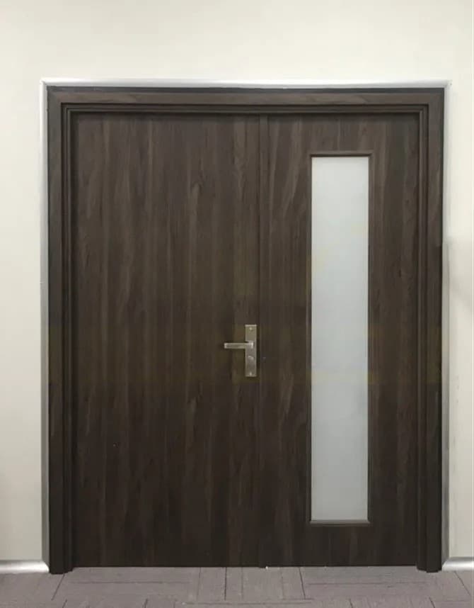 Cửa composite ô kính - mẫu 4