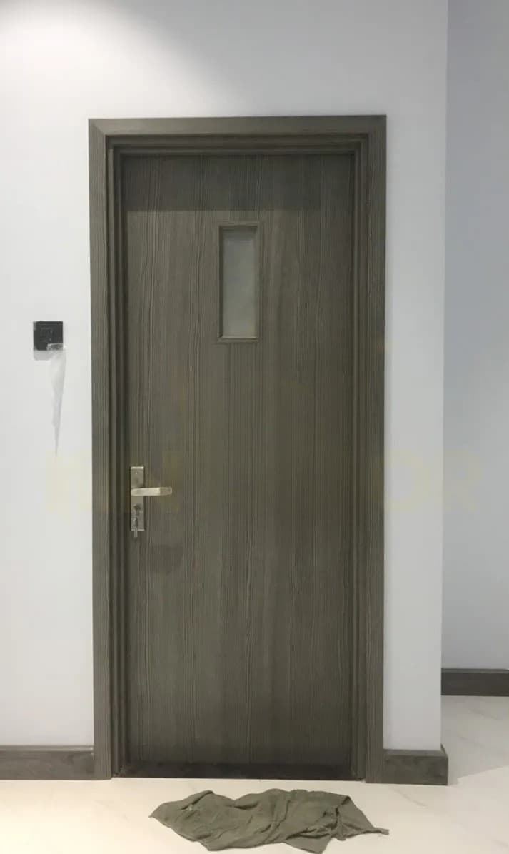 Cửa composite ô kính - mẫu 5