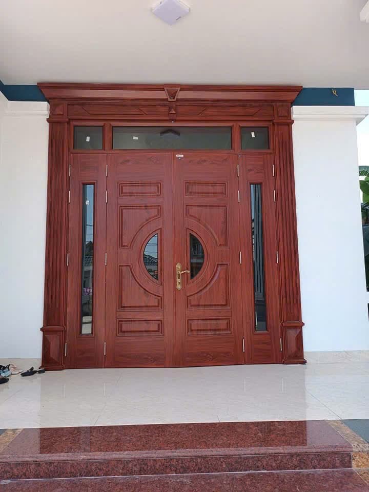 Cửa thép ô kính - mẫu 10